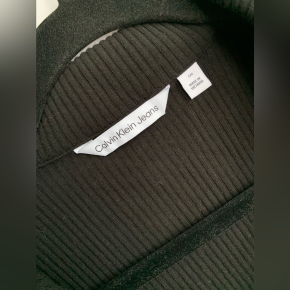 CALVI KLEIN CUTOUT RIBBED CARDIGAN SIZE L - Picture 3 of 3